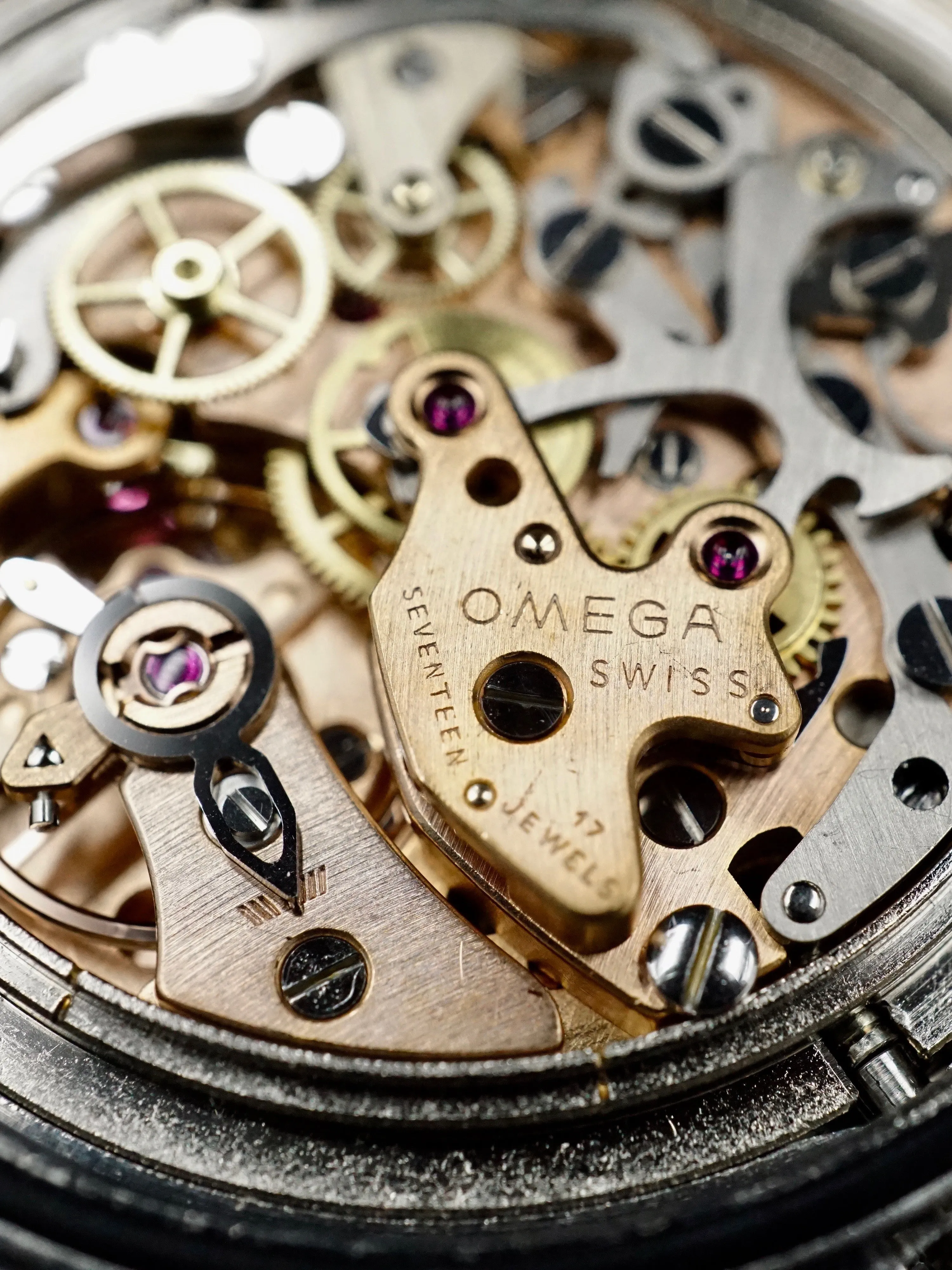 Rare 1972 OMEGA Speedmaster 145.022 Apollo XI 1969’ Straight Writing "Moon Watch" Case Back